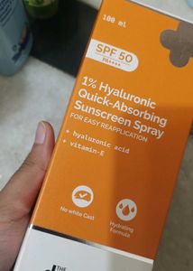 Derma Co 1% Hyaluronic Sunscreen Spray (Used Once)