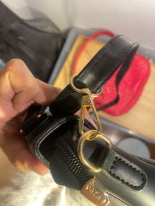 [FAUX LEATHER] Black Sling bag and Handbag
