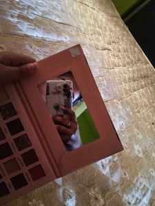Eye Shadow Plate