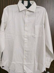 NEW WHITE SHIRT WITH EXTRA BUTTONS