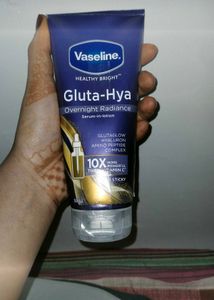 Vaseline Gluta-Hya Overnight Radiance