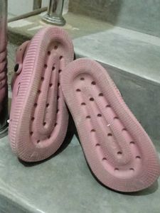 Cute Pink Baby Crocs💓