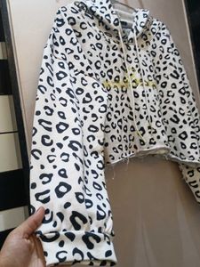 loose Crop top hoodie / sweatshirt