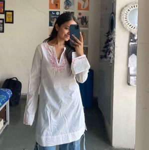 White Kurti