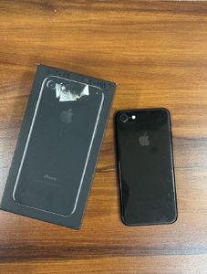 iPhone 7 - Black -128 Gb