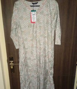 Pastel Green Straight Kurti With Gold Details