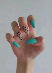 Stylish Press-On Nails