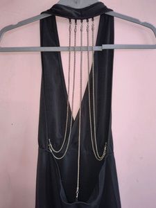 Savana&#39;s Back Chain Black Dress