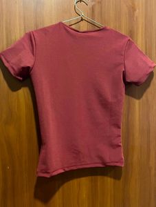 ❗️NEW ME Burgundy Ribbed Short Sleeve Top