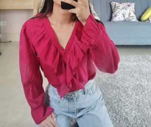 Stylish Ruffle V-Neck Top