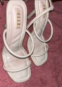 Elle White Heels