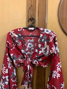 Floral Tie-Front Crop Top
