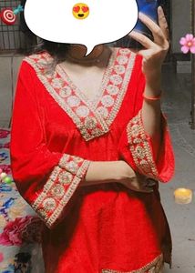 Pakistani Style Velvet Kurta