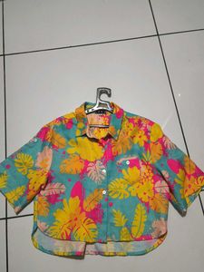 Floral Print Cropped Shirt