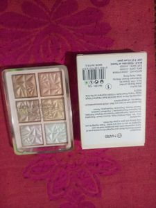 Mars Highlighter Pallet For All Skin Tone .