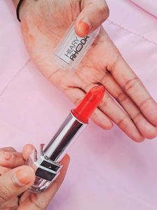 Hilary Rhoda-pink Sugar Lipstick