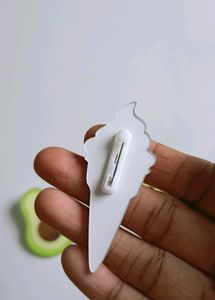 2pcs Kawaii Brooch Pins