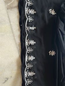 Elegant Black Embroidered Kurta