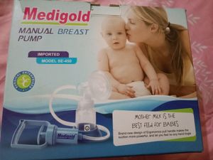 Medigold Manual Breast Pump ...See Last Pic Small  Cut But it's Working Good No Any Daut Grab Fast 🤗