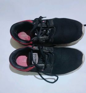 Campus Black Sports Shoes