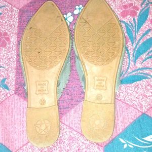 Elegant Floral Flats