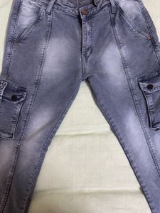 Cargo Jean