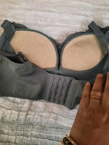 Floral Lace Comfort Bra