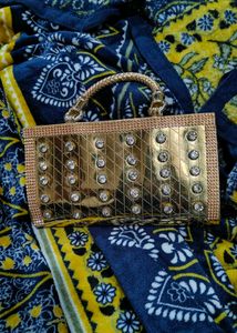 gold festive purse