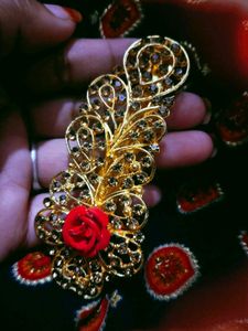 Gold Floral Hair Clip