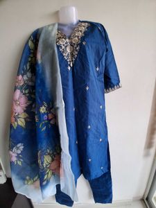 Elegant Blue Embroidered Kurta Set with dupatta