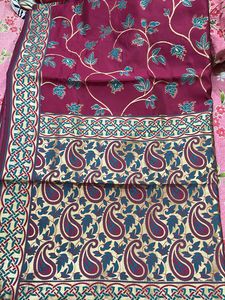 Elegant Maroon &amp; Gold Saree