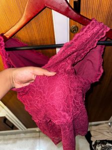 Lace tank top