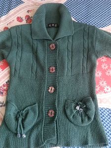 Olive 🫒 green sweater