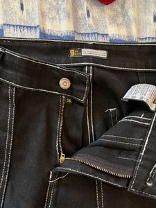 black straight leg cargos from off duty