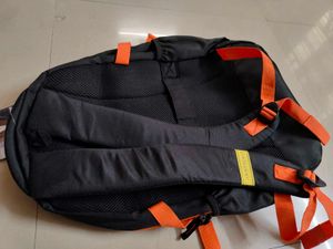 Aristocrat Laptop Bag New With Tag Rain Cover