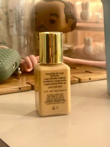 Estee Lauder Double Wear Foundation