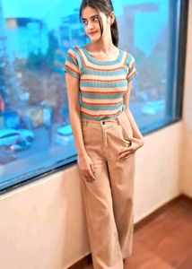 Korean Top💙💛🧡