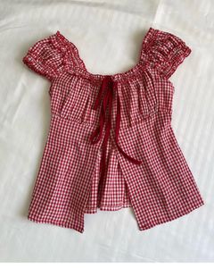 Red gingham rose top ❤️🌹