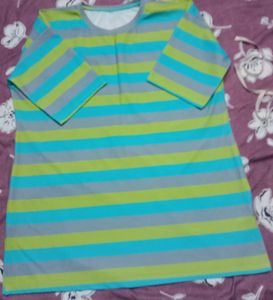 Stripe Pattern Dress With Round Neck