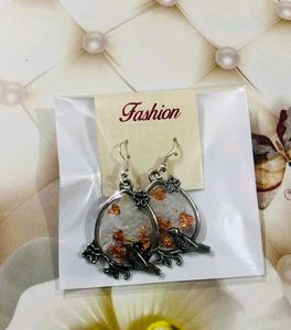 Resin Aat Fashion Earrings Only 1 Pics