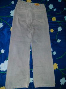 WOMEN STRAIGHT JEANS