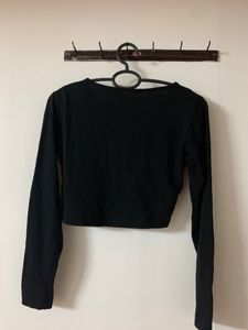 basic long sleeve crop top