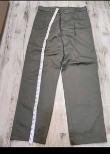 sc3791 Peter England Beggy Pants size 32