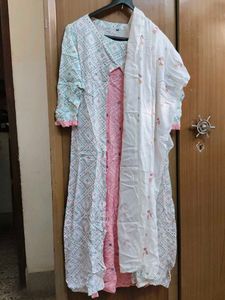 Ladies Three Piece Salwar Kameez