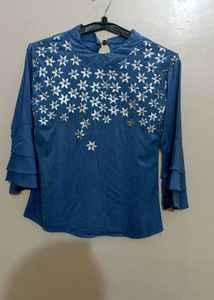 Stylish Blue Floral Top