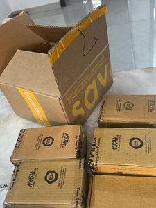 6 Parcel Boxes  🚚