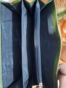 Modest Green Leather Wallet 💚