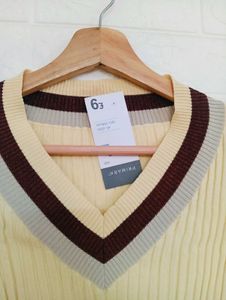 Stylish Striped V-Neck Top