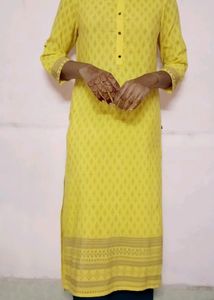Avasa Yellow Kurta /size Small /length - Below Knee