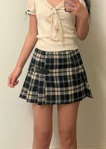 y2k pleated checkered skirt